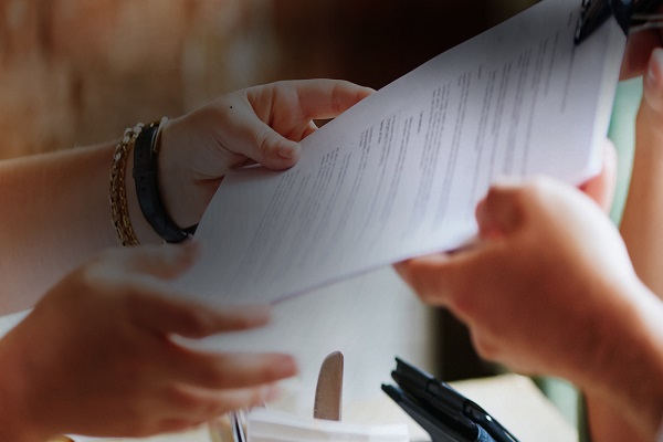 Fraud Manager Condemns Land Acquisition Compensation