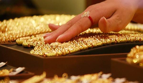 Gold and silver lose shine