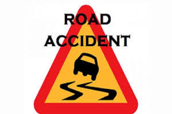 MH Two young man die due to Autorickshaw pull Jalgaon district