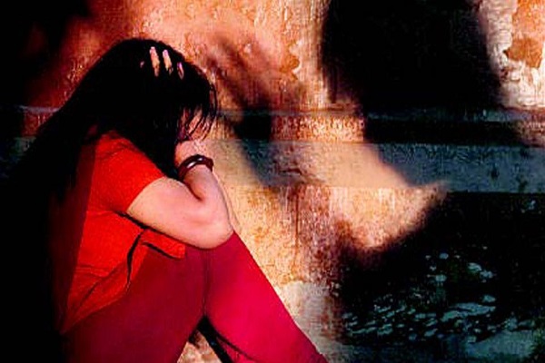 Madhya Pradesh Kishori committed suicide due to bad faith
