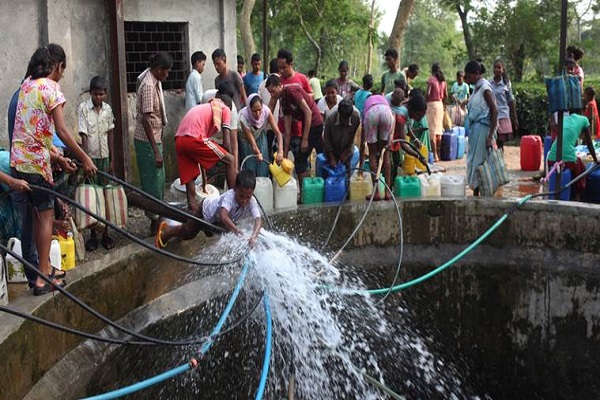 Madhya Pradesh Water crisis in Shivpuri takes a vivid form