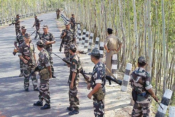 Naxalites on attack CRPF anti-land mines vehicle