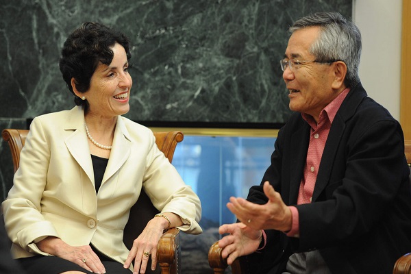 New York Nobel award winner wandering after wife's death