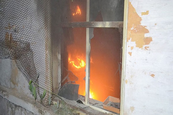 Siddharthnagar fire on district hospital one die