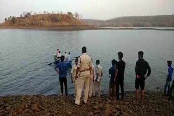 Two students died while having fun in picnics