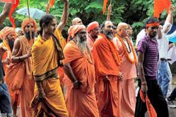 Uttar Pradesh Preparation of world famous 84 Kosi Parikrima is begin