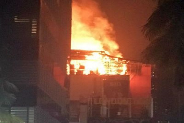 Uttar Pradesh Two children die burning in the roof