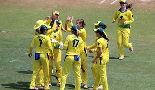 Australia women thrash England by eight wickets in T20 tri series