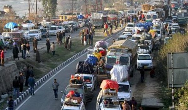 Srinagar-Jammu national highway shut due landslides