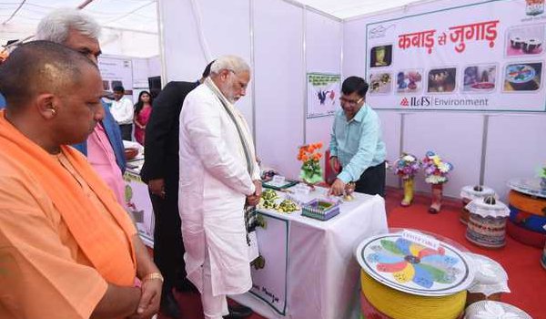 pm modi inaugurates Dry West Coalition Kiosk in varanasi