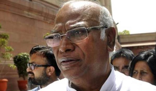 Mallikarjun Kharge turns down government's invitation to attend Lokpal selection committee meeting