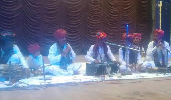 Bundu Khan Langa and party