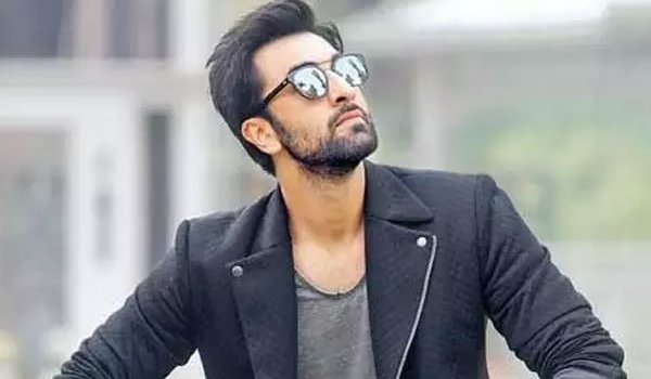 Ranbir Kapoor basks in the Bulgarian sun during prep for Brahmastra