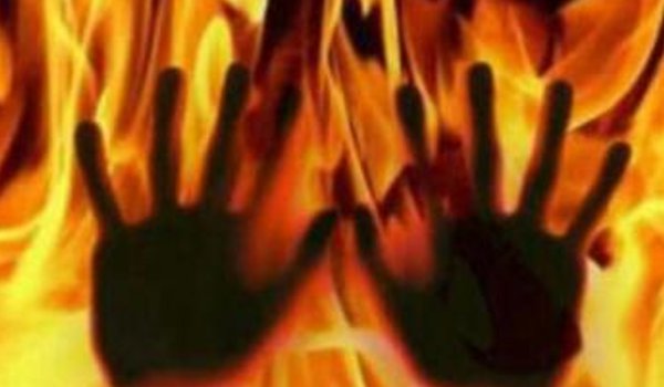 rape victim minor girl set herself ablaze in sagar, dies