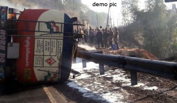 Seven killed in Bihar as vehicle collides with oil tanker