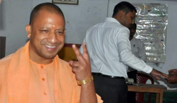 uttar pradesh bypolls 2018 : cm yogi adityanath cast his vote in gorakhpur