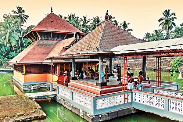 A temple in India whose sculptures are made of Pharmaceutical drug