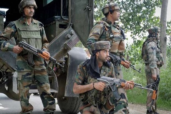 Srinagar Security forces and Lashkar-e-Toiba militants between Encounter