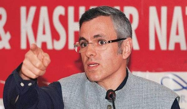 Omar takes dig at Dy CM for questioning Kathua probe