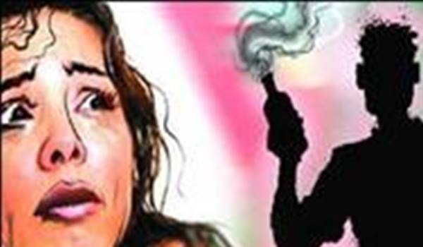 man throws acid on woman in Chittorgarh
