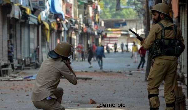 Two youths killed in clashes with security forces in south Kashmir