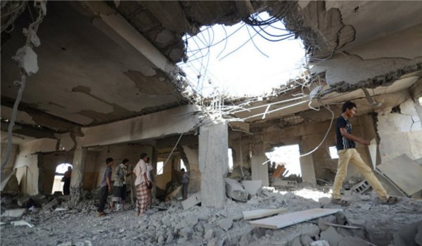 Coalition Airstrikes on Yemen Capital Kill Houthi Leaders