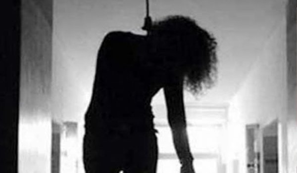 Girl commits suicide by hanging in hostel room in Jhunjhunu