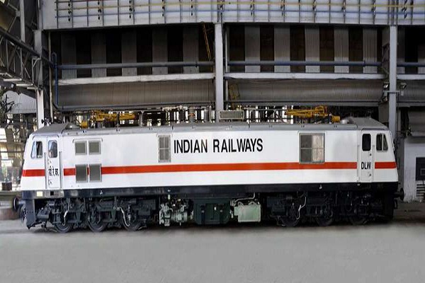 goods train will run at a speed of 120 kilometer per hour with 6 thousand tonnes of luggage