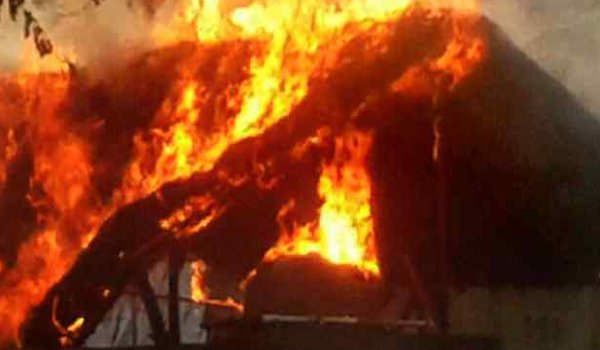 Dungarpur : woman and two kids burnt to death in house fire