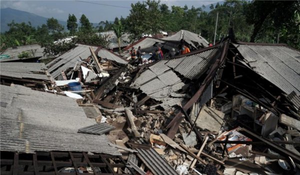 Two dead, 20 injured in Indonesia earthquake