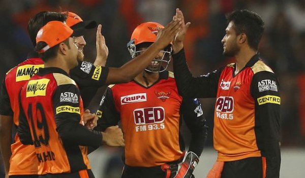 IPL 2018 : sunrisers hyderabad beat mumbai indians