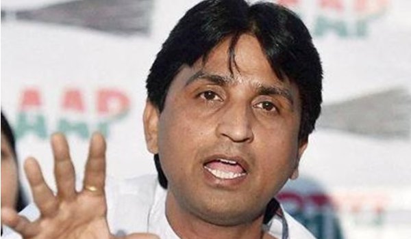 kumar vishwas axed as AAP rajasthan incharge
