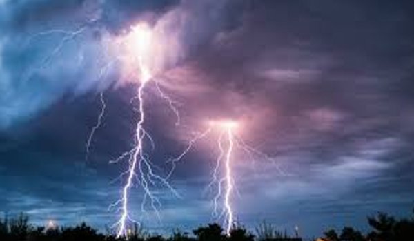 Lightning strikes kill 8 in Bangladesh