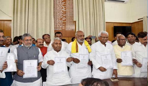 bihar vidhan parishad polls : Nitish Kumar, Sushil Modi and Rabri Devi among 11 candidates declared elected unopposed