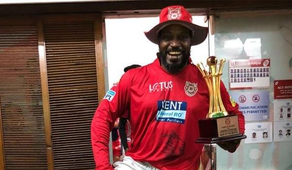 Virender Sehwag saved the IPL by picking me : Chris Gayle