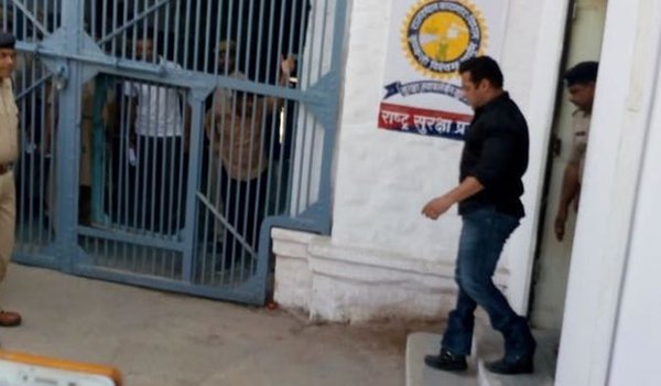 Salman Khan is now qaidi number 106, to spend night in Jodhpur jail