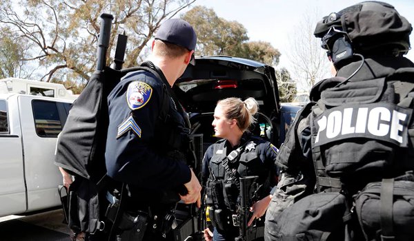 YouTube HQ shooting: at least three injured and female suspect dead in apparent suicide