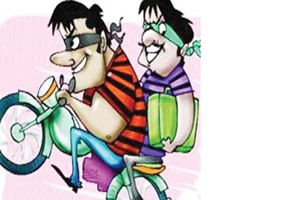 जोधपुर में बाईक सवार दिन दहाड़े एक व्यापारी से 28 लाख रूपये लूटकर फरार
