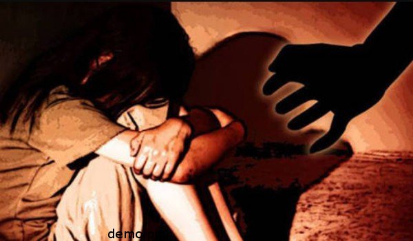 Step father rapes minor girl, throws victim alive into river in Amravati