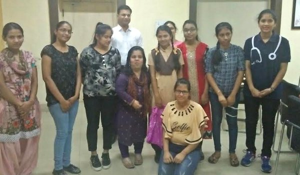 Ajmer collector arti dogra meets topper girls