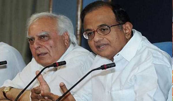 governor invites yeddyurappa, congress moves supreme court?