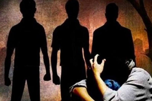 झारखंड में सात युवकों ने 12 साल की नाबालिग के साथ सामूहिक दुष्कर्म किया