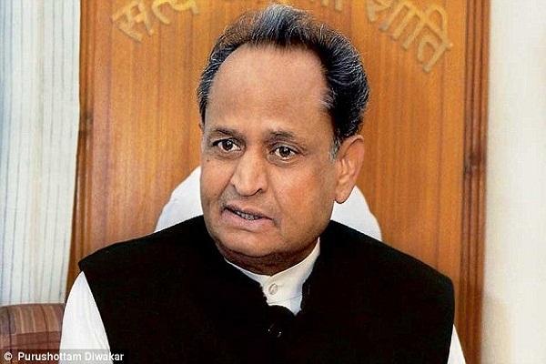 गहलोत ने प्राकृतिक आपदा पर दुख जताते हुये जन्म दिन पर कार्यक्रमों को रद्द किया
