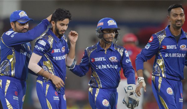 IPL 2018 : Mumbai Indians beat Kolkata Knight Riders by 13 runs to keep playoff hopes alive