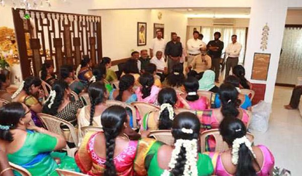 Democracy won in Karnataka : Rajinikanth
