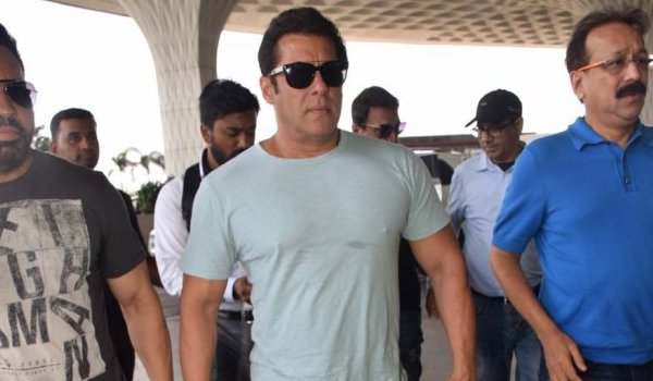 blackbuck poaching case : Salman Khan appear in Jodhpur court, next hearing on July 17