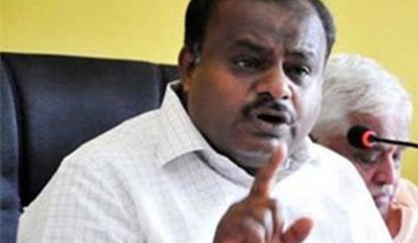 BJP offered 100 crore, cabinet post to MLA's: Kumaraswamy