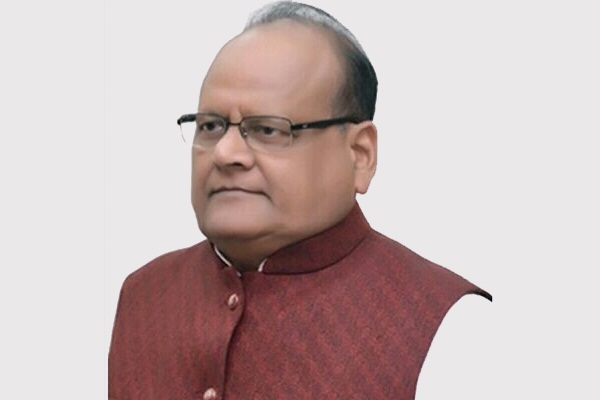 राजस्थान में चिकित्सक सरकारी नौकरी नहीं करना चाहते : कालीचरण सर्राफ