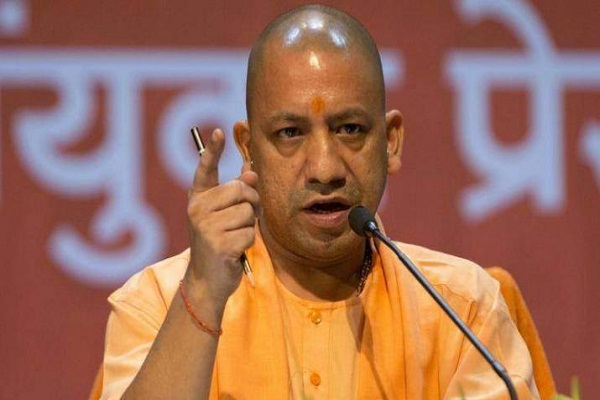 काम करने में मन नहीं लगता तो ले लें वीआरएस: योगी आदित्यनाथ