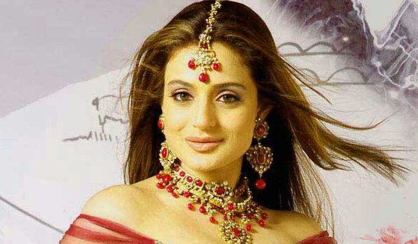 happy birthday ameesha patel